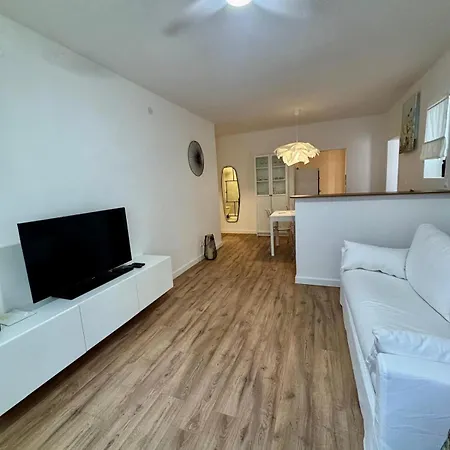 Rossi Apartament